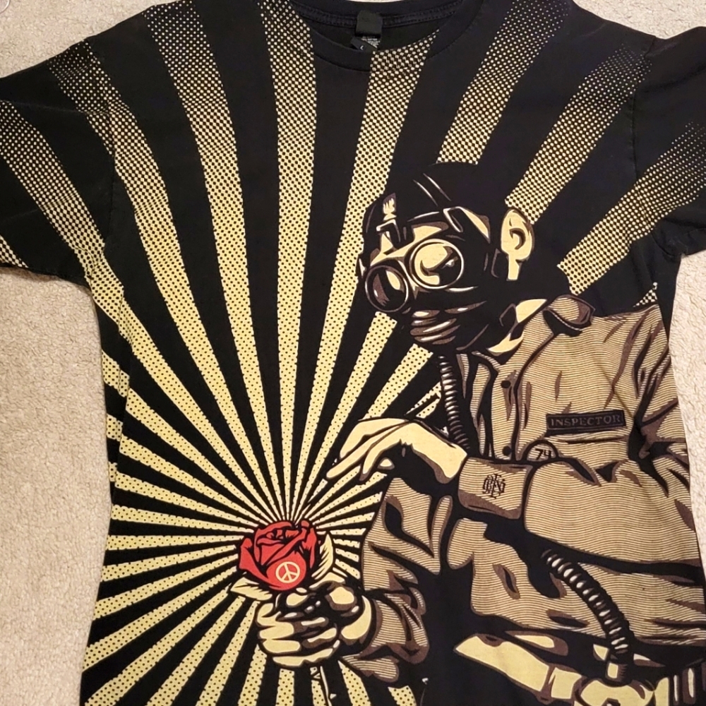 Rare Vintage OBEY T-Shirt Gas Mask Graphic Tee